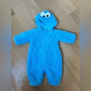 Like brand new Cookie Monster costume size 0-6 months